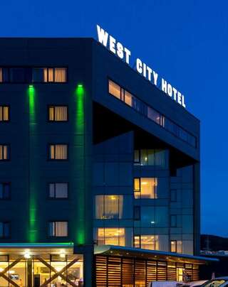 Отель West City Hotel Клуж-Напока-0