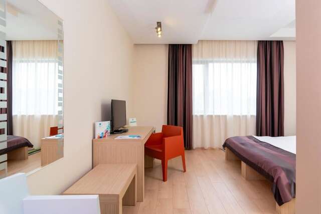 Отель West City Hotel Клуж-Напока-24