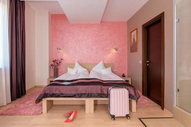 Отель West City Hotel Клуж-Напока-44